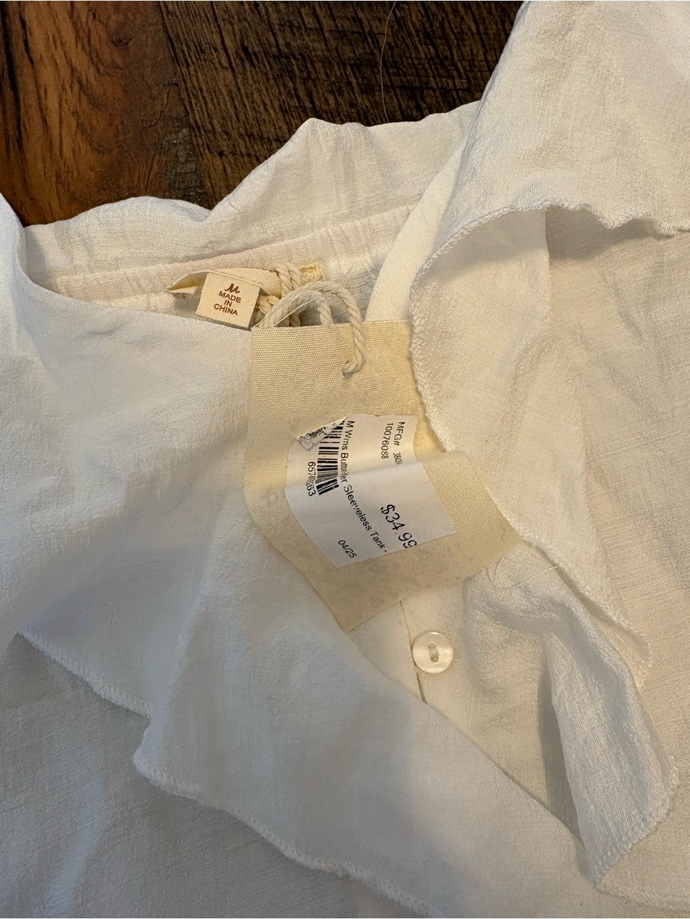 Hem & Thread Blouse - Picture 2 of 3
